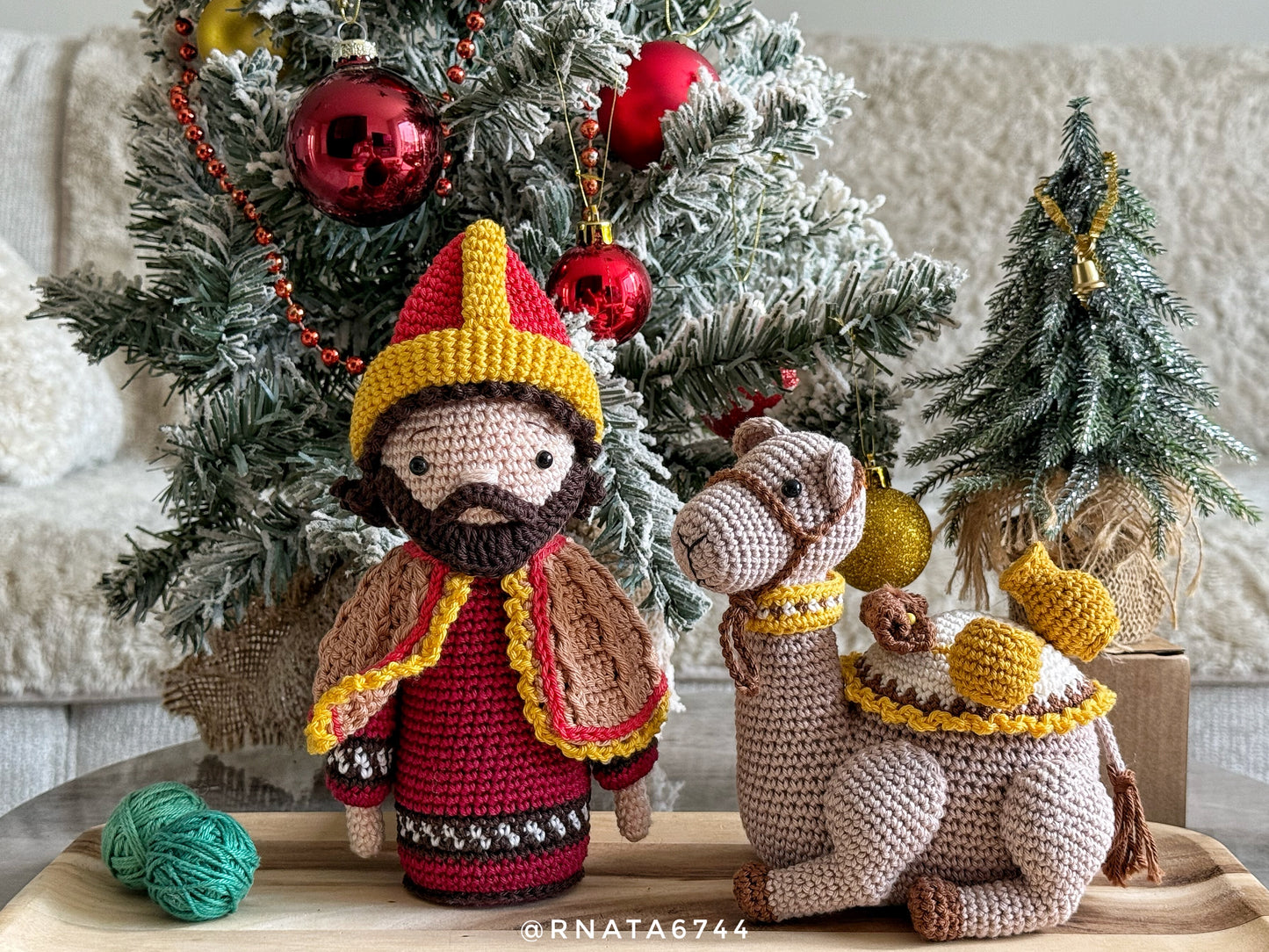 Rnata - Christmas Nativity Scene Pattern PDF