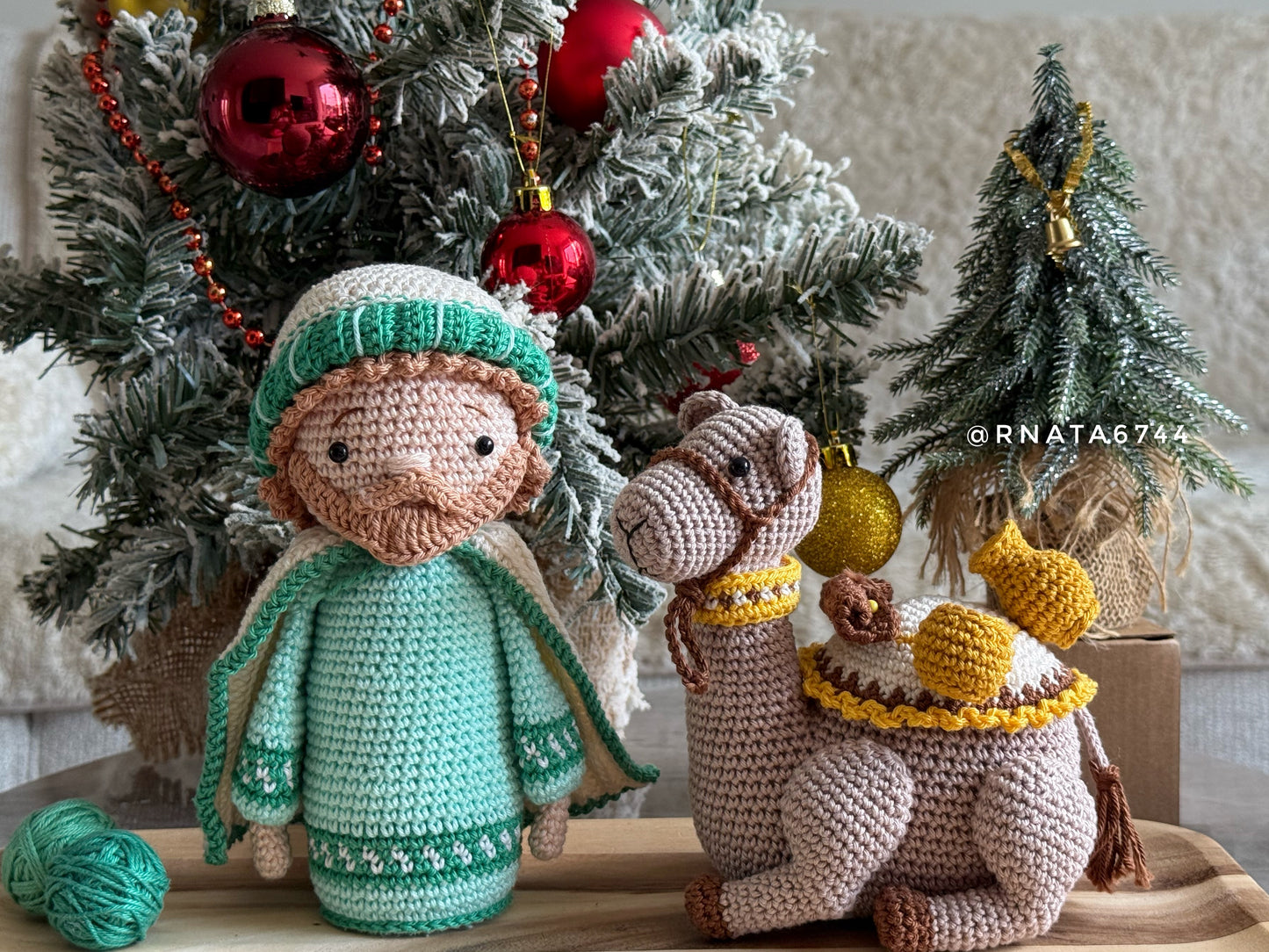 Rnata - Christmas Nativity Scene Pattern PDF