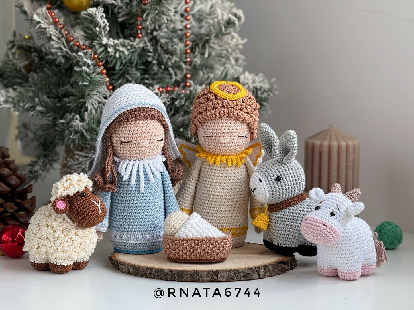 Rnata - Christmas Nativity Scene Pattern PDF