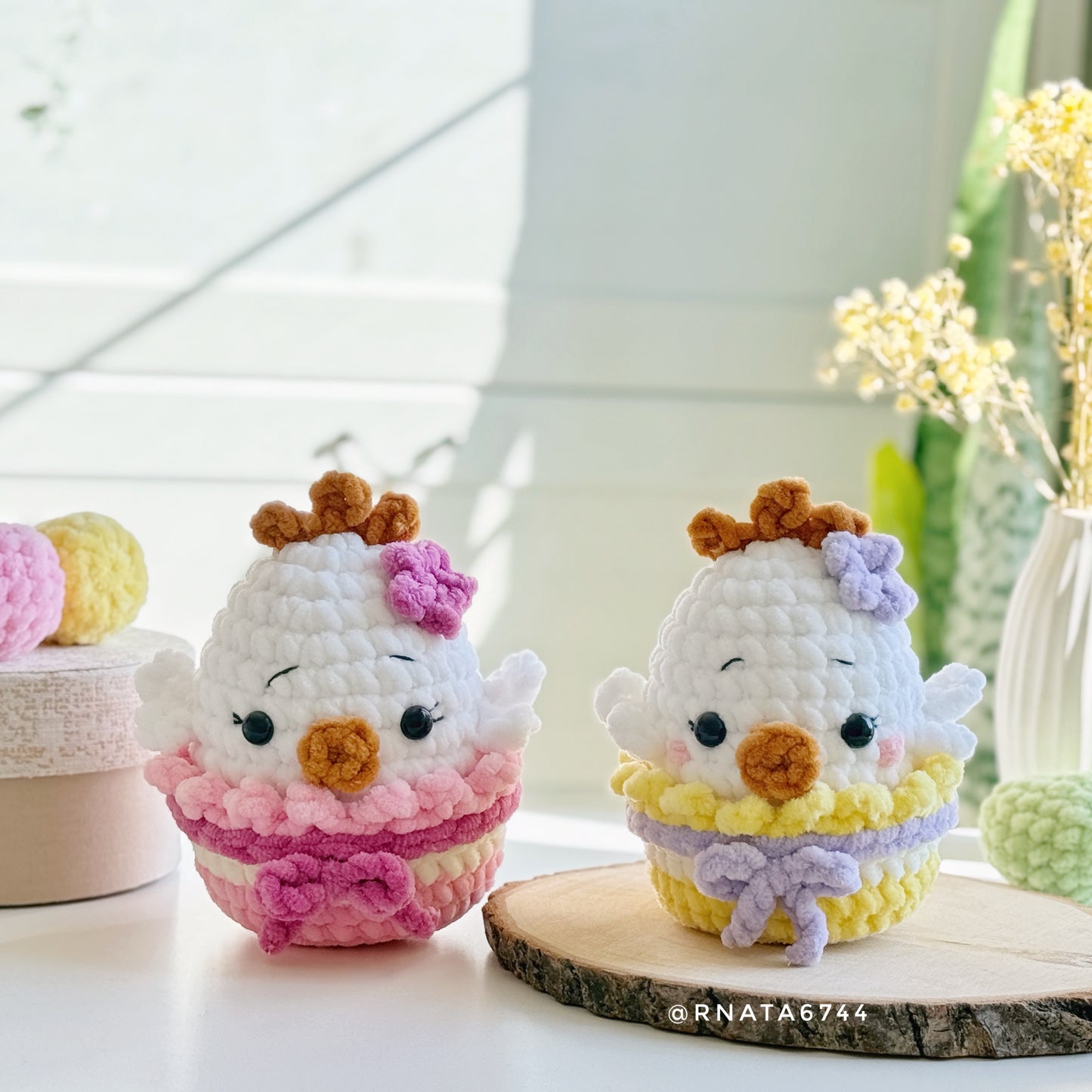 Rnata - Crochet Easter Chicken Pattern (PDF)