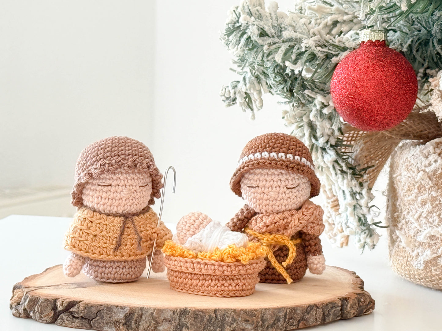 Rnata - Christmas Nativity Scene: Mini, Low-Sew Pattern (PDF)