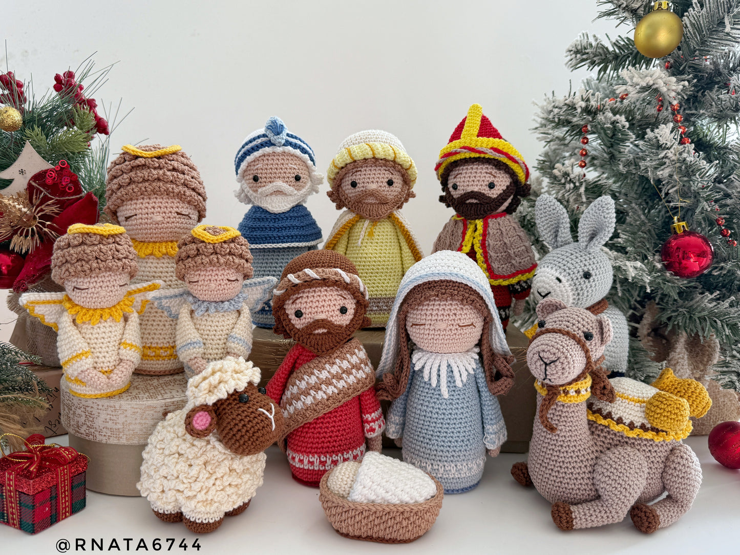 Rnata - Christmas Nativity Scene Pattern PDF