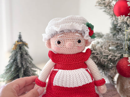 Rnata - Christmas Santa & Mrs. Claus Pattern, Christmas Amigurumi Dolls PDF