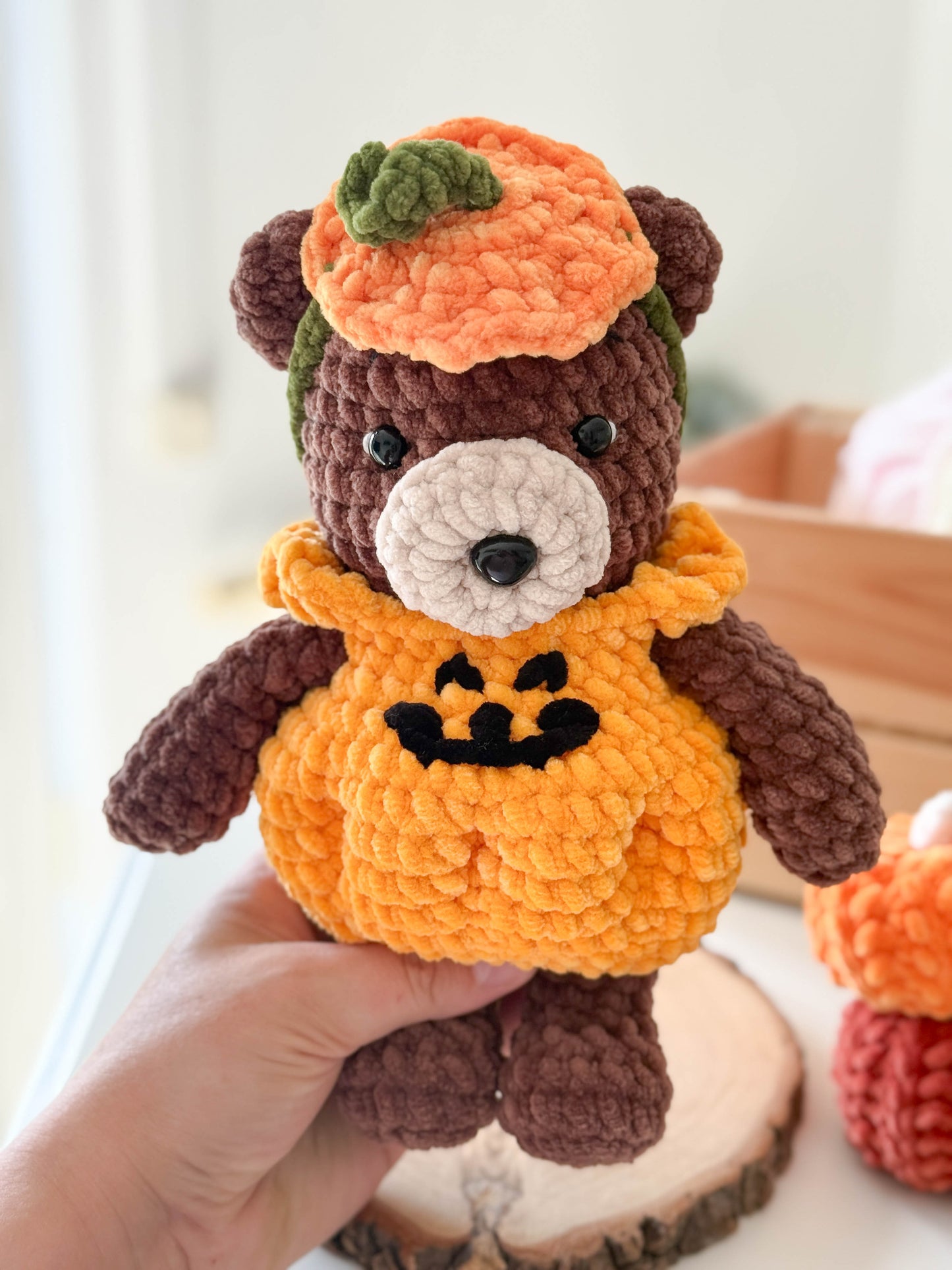 Rnata-Halloween Pumpkin Bear & Mug Crochet Pattern Low-Sew (PDF)
