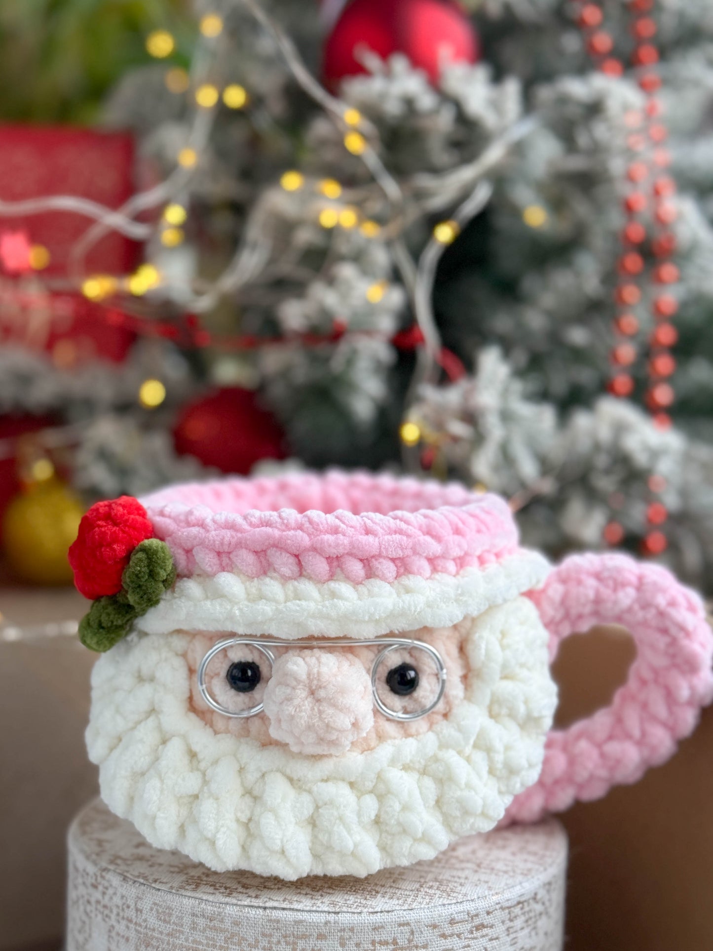 Rnata - Christmas Mugs: Santa, Boot, Ginger And Snowman Pattern (PDF)