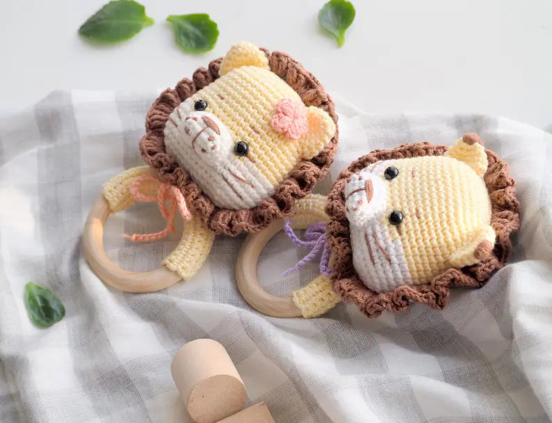 Rnata™ - Lion Baby Rattle Set PDF