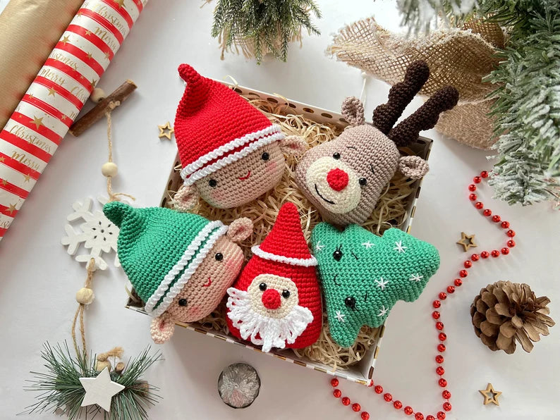 Rnata™ - Festive Friends Crochet Pattern PDF